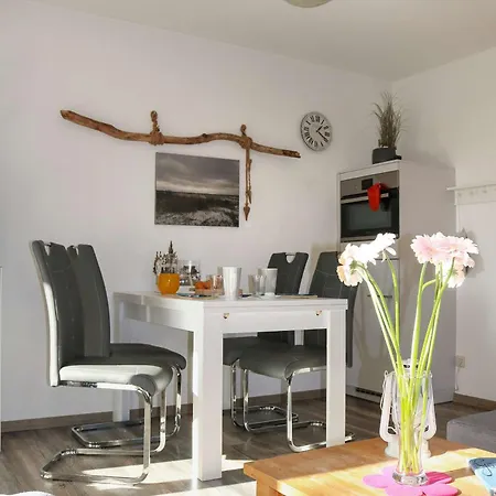 Wohnpark Stadt Hamburg 35 *